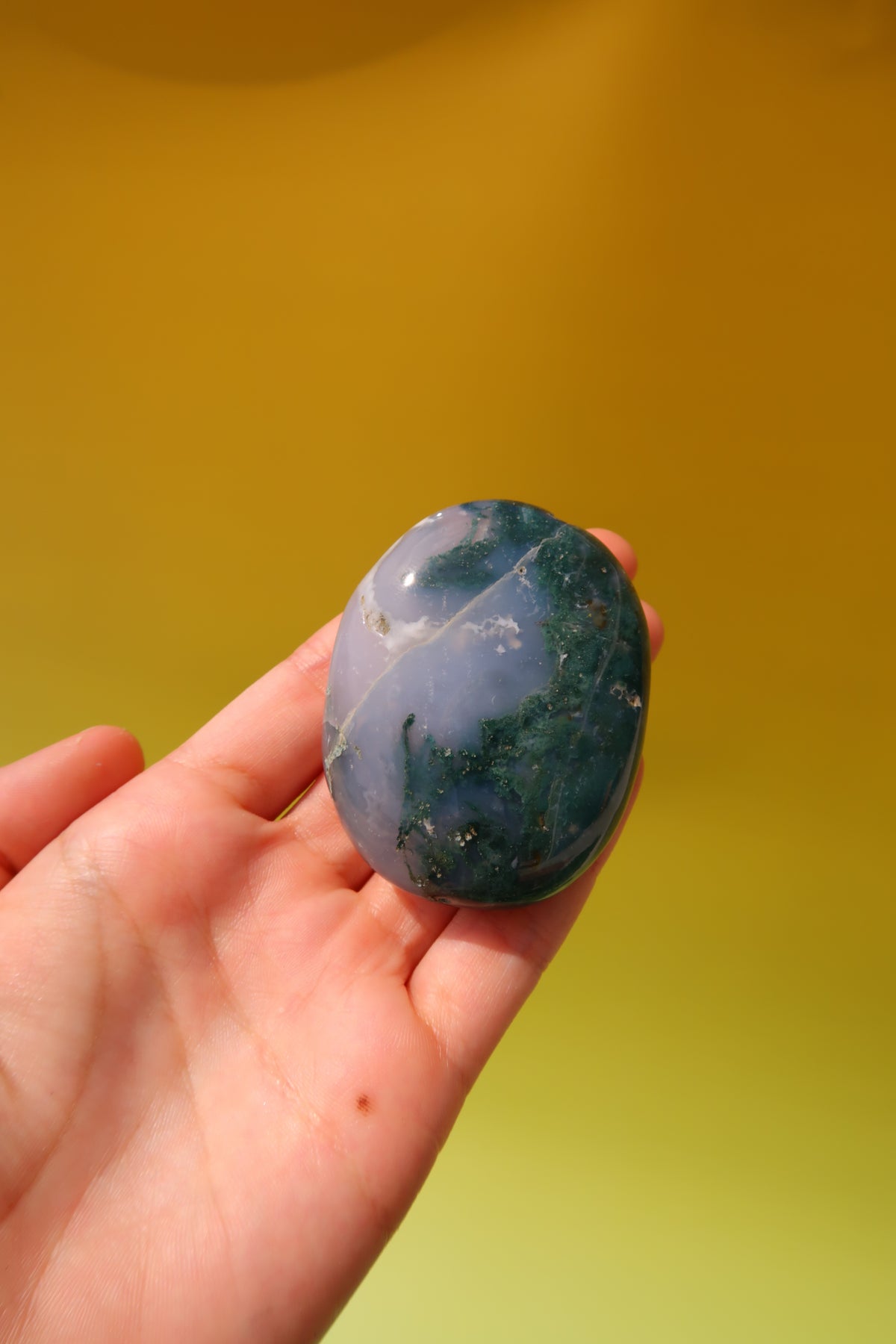 Moss Agate Palm Stone