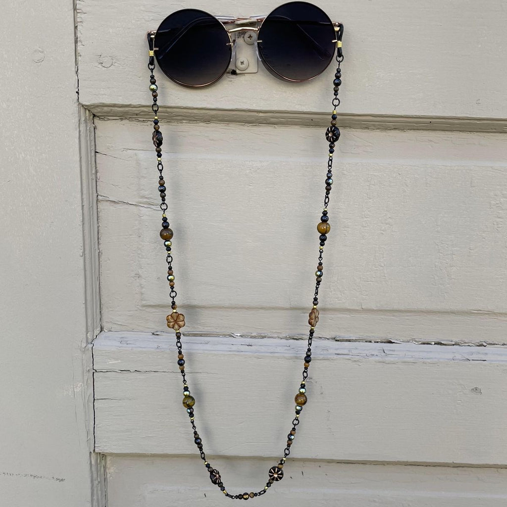 Workshop: M.Y.O. Beaded Glasses Chain