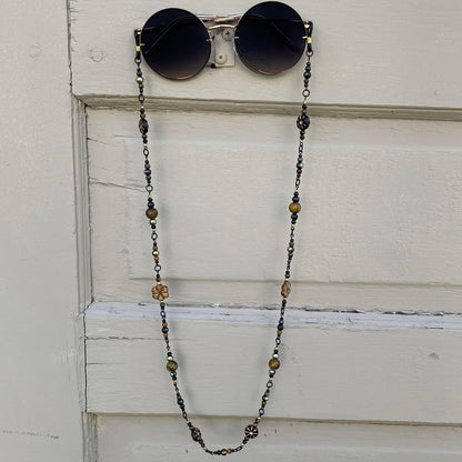 Workshop: M.Y.O. Beaded Glasses Chain